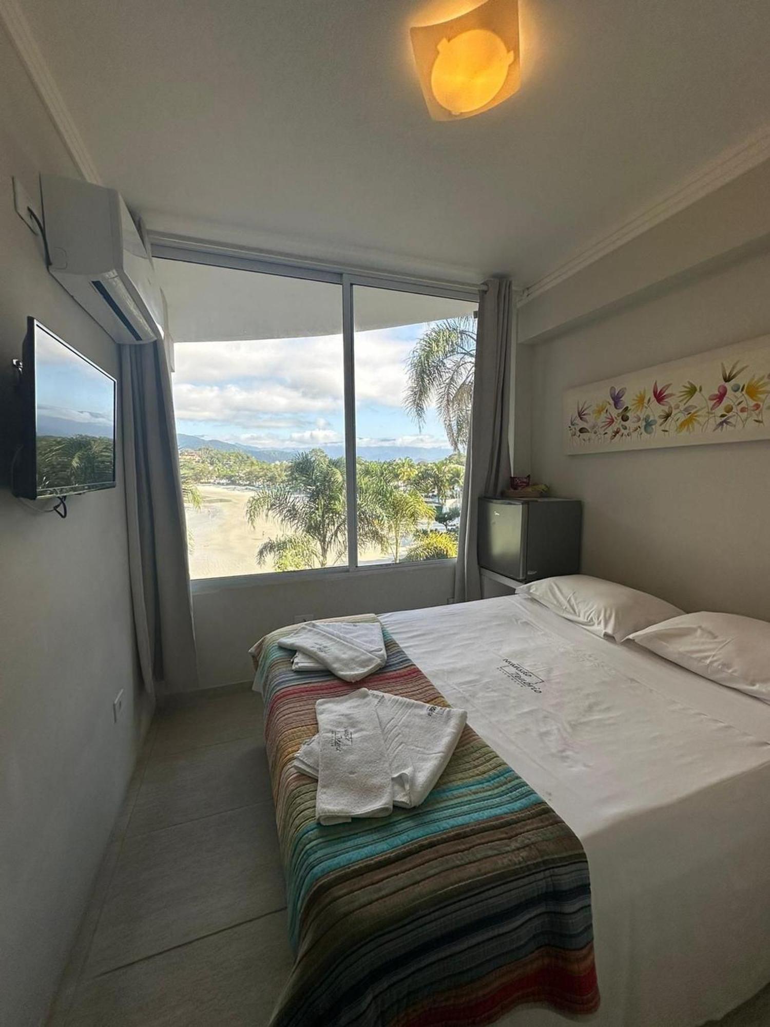 Junior Suite,1632960220:JPEG